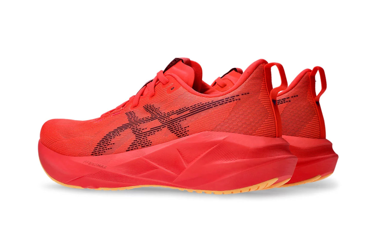 Asics Novablast 5 M