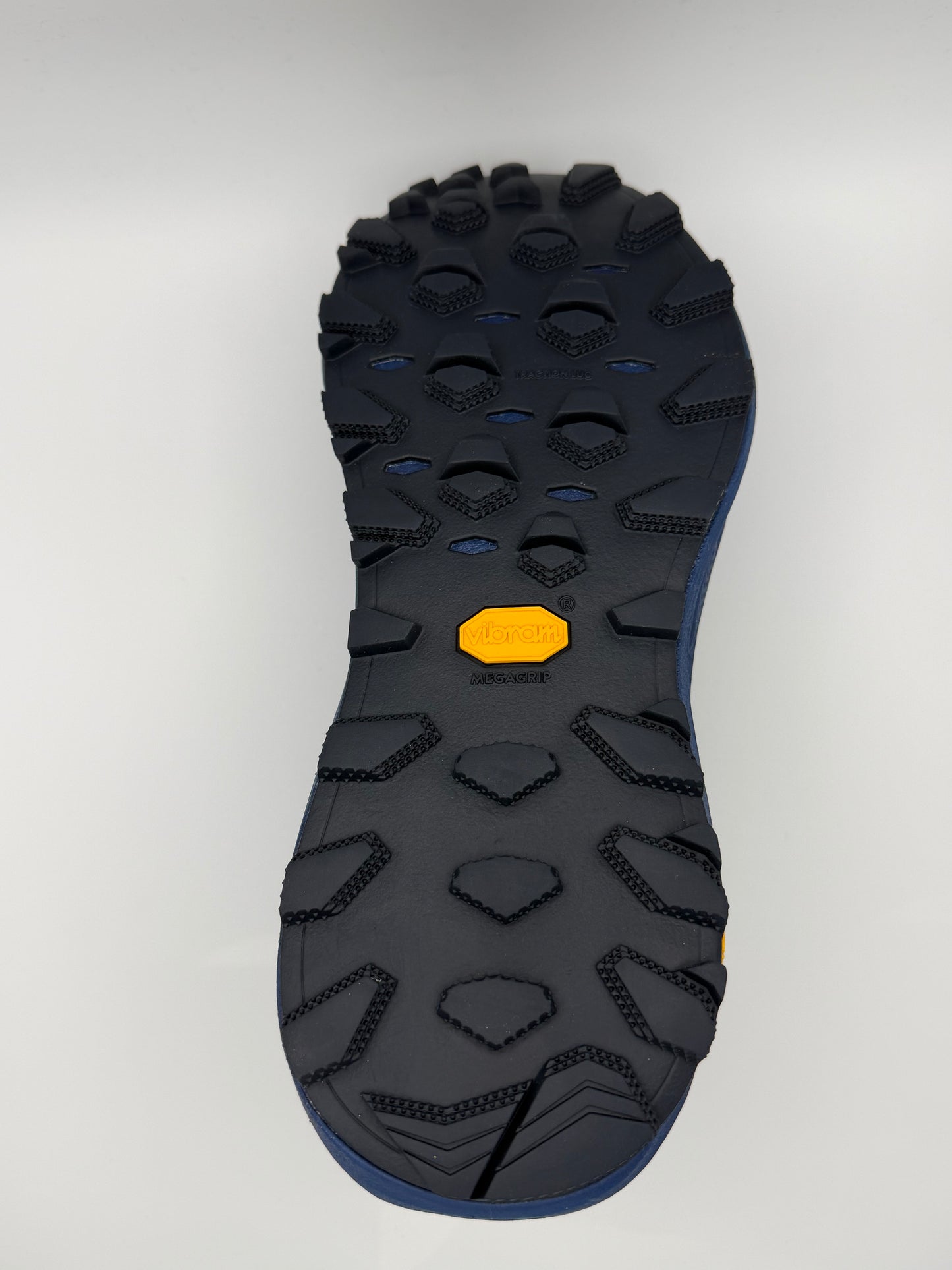 Mizuno Wave Mujin 11