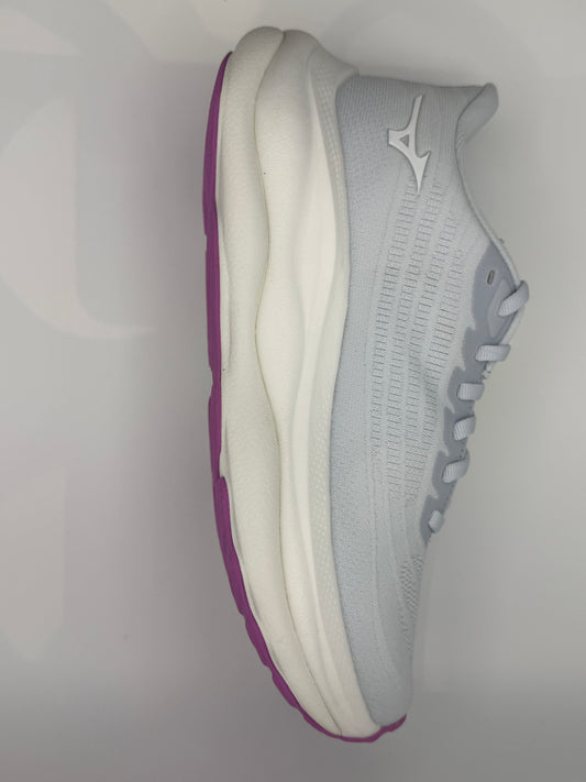 Mizuno Wave Sky 9