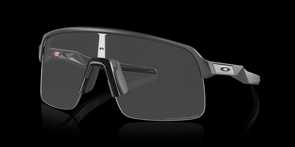 Oakley - Sutro Lite Photocromic/Matte Carbon