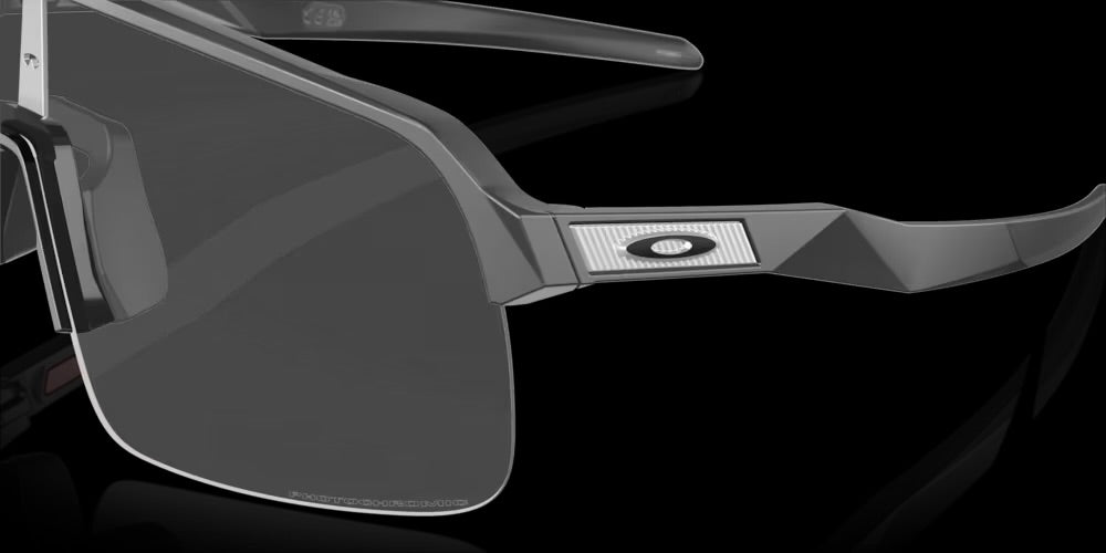Oakley - Sutro Lite Photocromic/Matte Carbon
