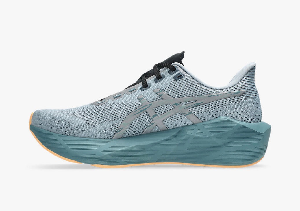 Asics Novablast 6 Lite-Show