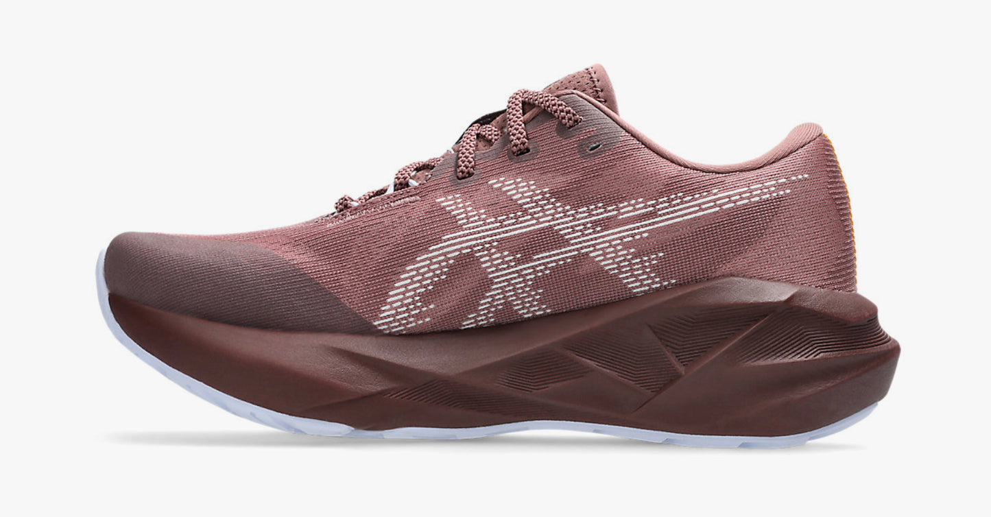Asics Novablast 5 TR