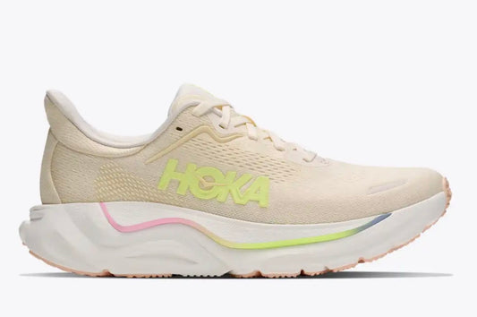 Hoka One One Arahi 9