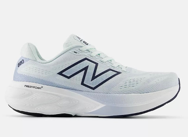New Balance 880 V15