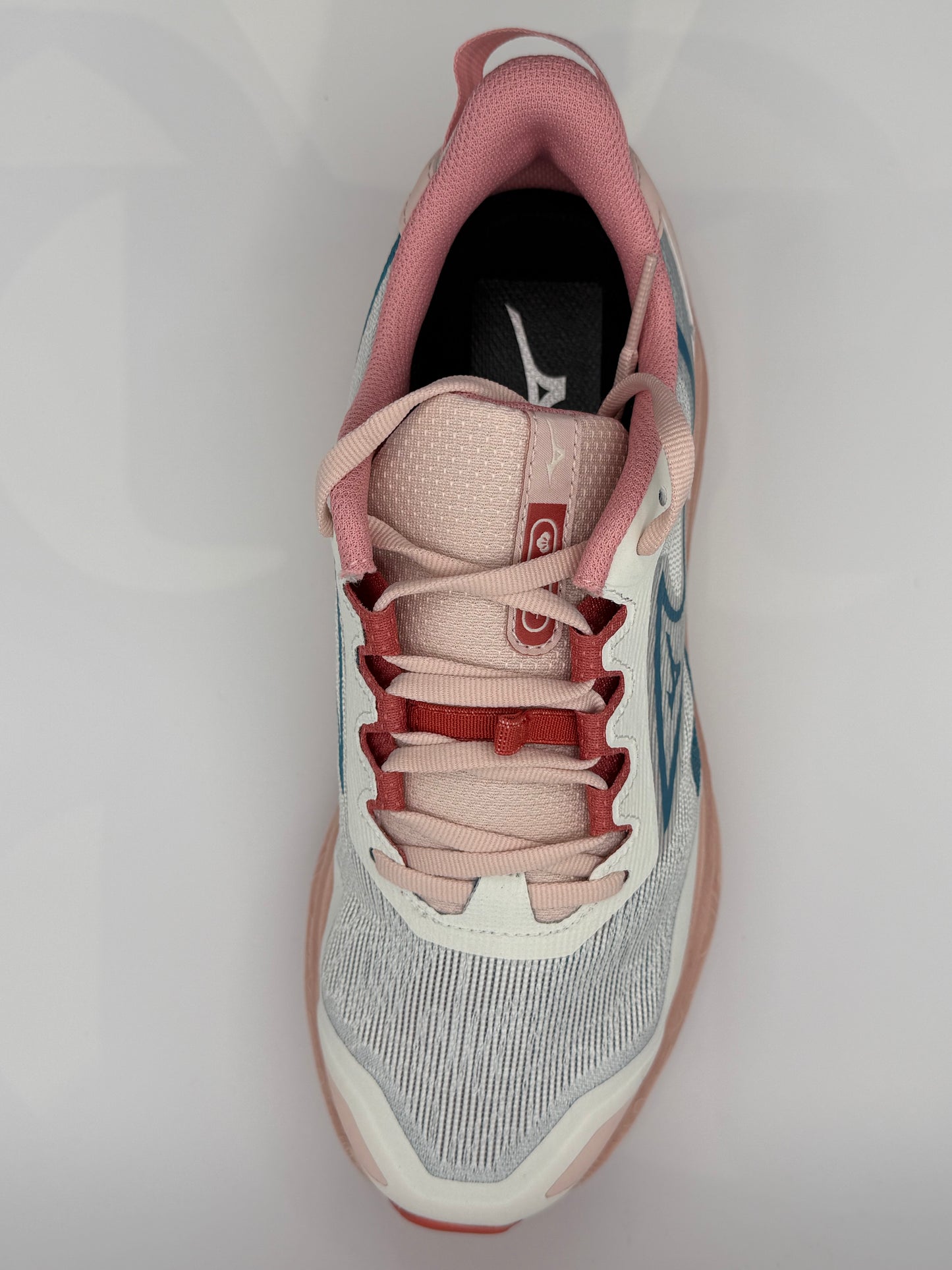 Mizuno Wave Mujin 11