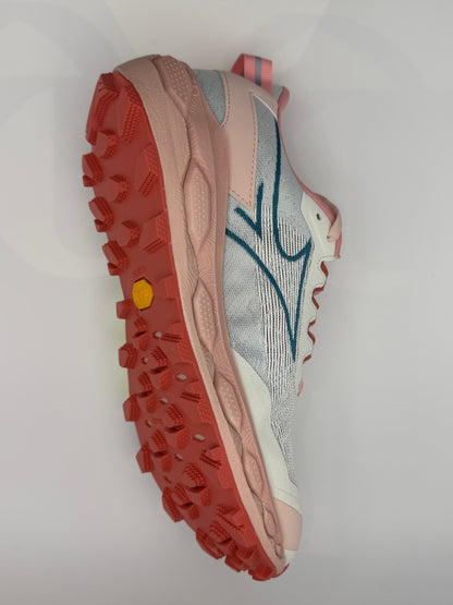 Mizuno Wave Mujin 11