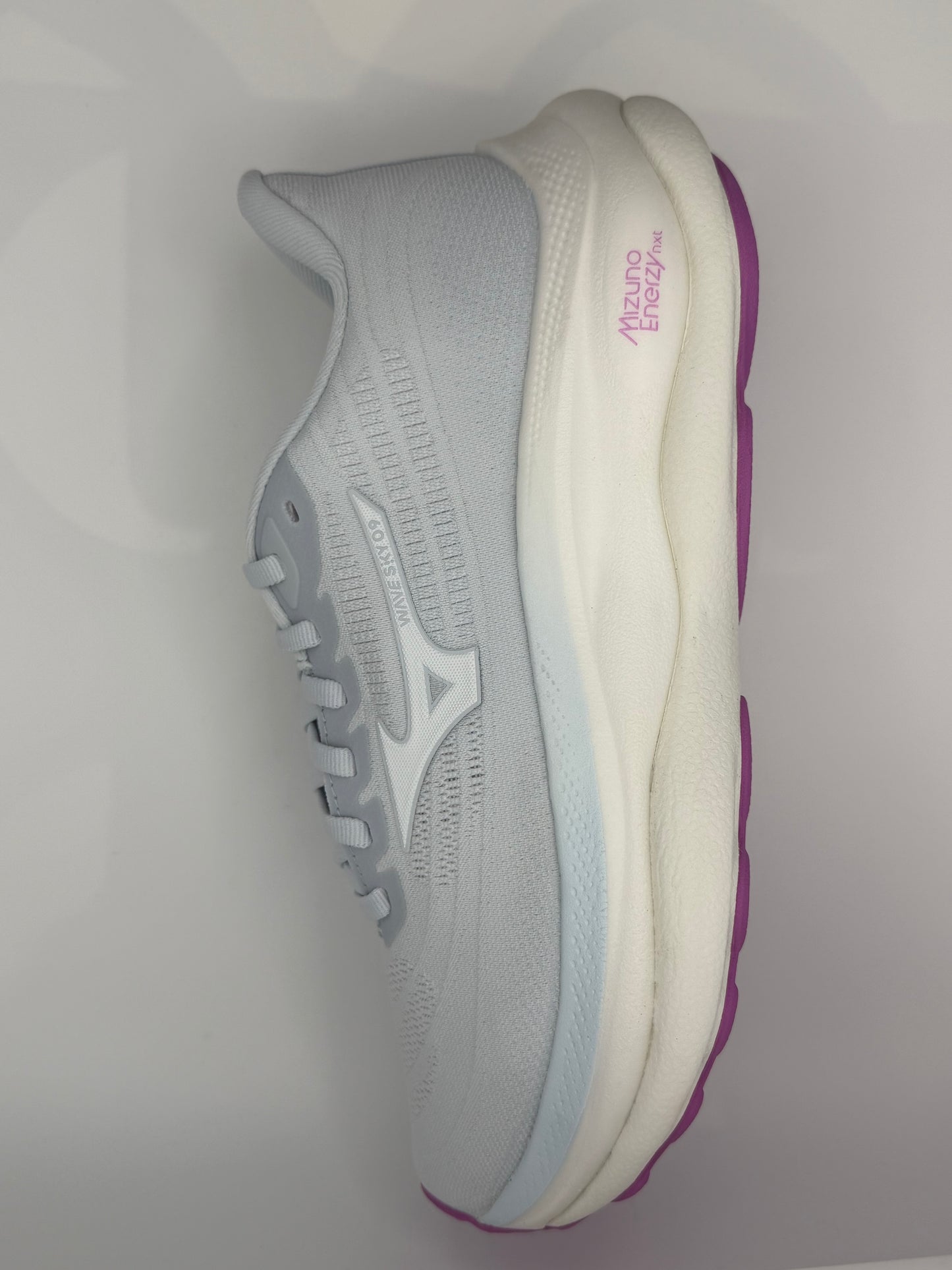 Mizuno Wave Sky 9